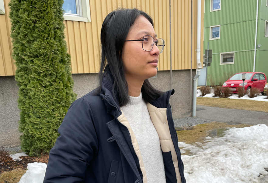 Kongkea Kiry Dällerud förlorade sin man Staffan Dällerud den 30 september 2021. Nu är hon kvar själv i Sverige.