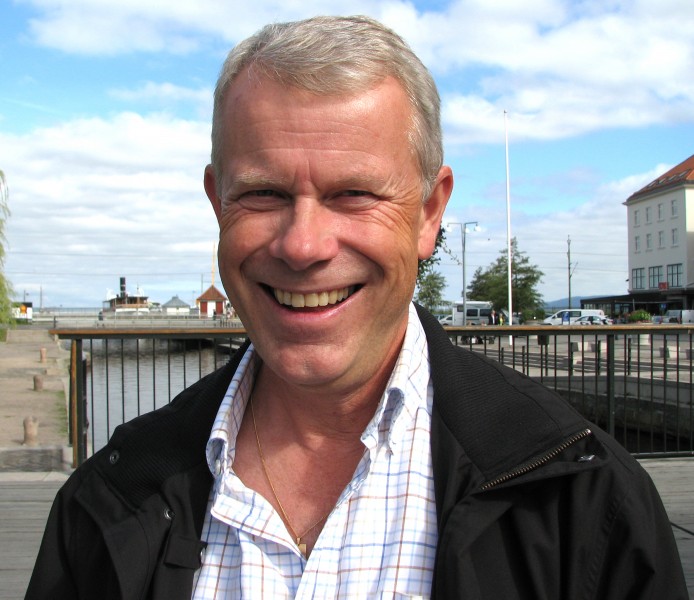 Kjell Nordén, skötare och psykoterapeut anställd inom kommunen i behandlingsverksamheten Alternativ till Våld